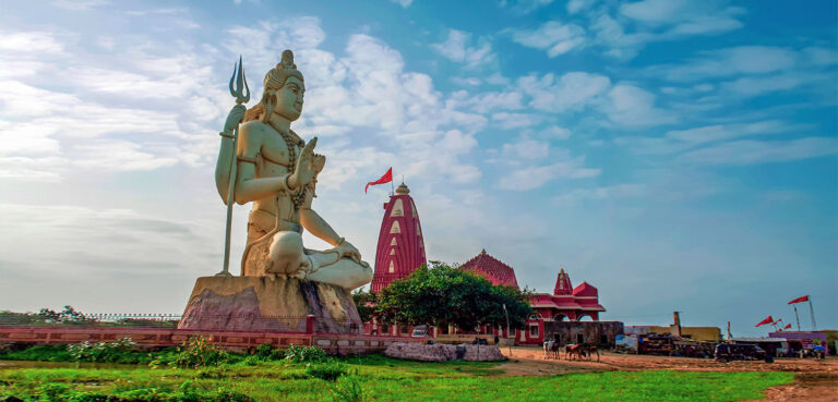 Just visiting this Shiva temple fulfills the wishes of the devotees