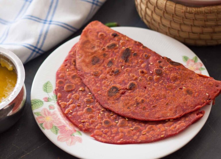 Make this red colored roti instead of regular roti, weight will be reduced fast and you will get perfect figure...