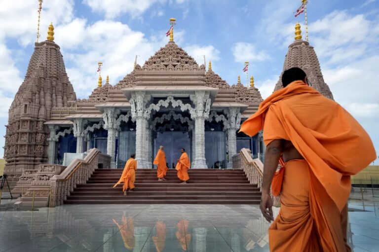 Heavy rains in UAE, opening of first Hindu temple tomorrow, glimpse of Indian culture