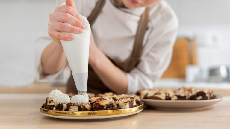 Don't Make These 5 Common Mistakes When Baking Cakes, Follow MasterChef Pankaj Bhadauria's Baking Tips