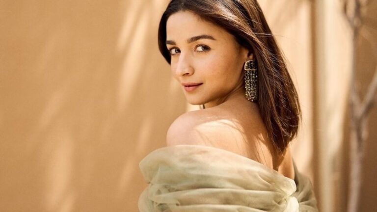 Alia herself has been lucky in terms of films said I do everything I do with love 1