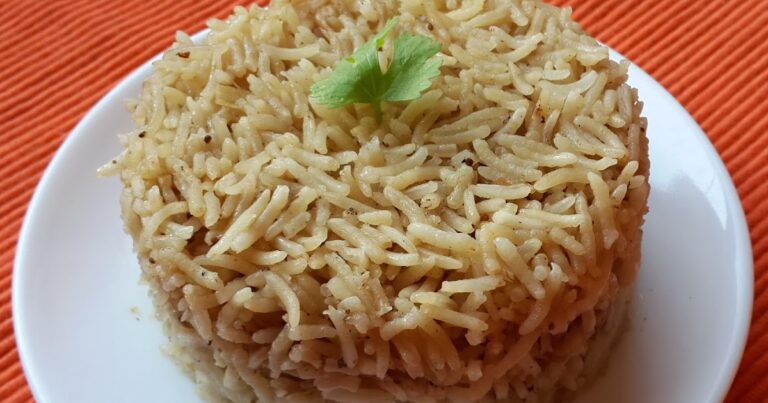 Are you tired of eating regular rice? So try this Sindhi Bhuga rice once