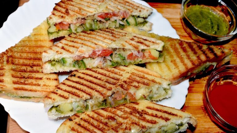 Make veggie grilled sandwiches at home, learn easy recipes