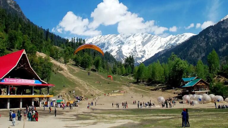 If you are planning a vacation in Manali, do not choose to visit these places, the trip will be memorable.