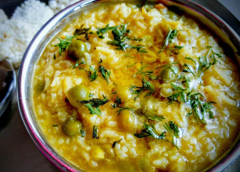 Make delicious and healthy mug dal khichdi at home know its easy recipe