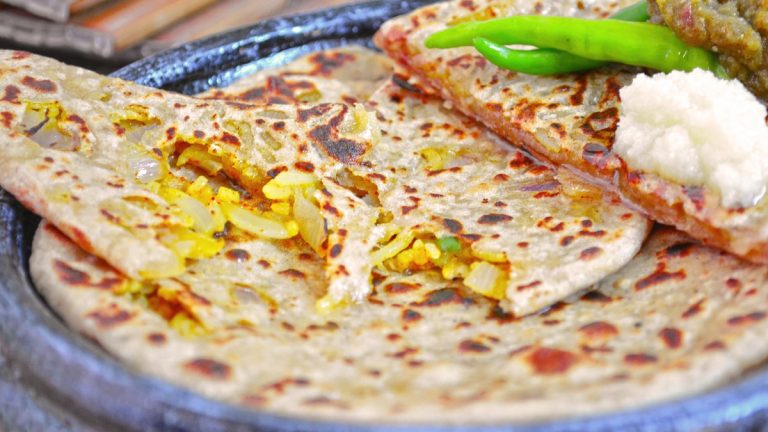 Rice is saved at home Make tasty crispy paratha without throwing it away note the recipe