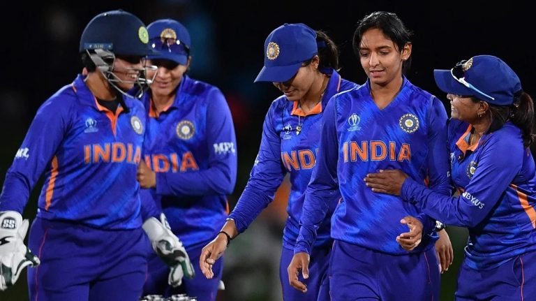 Srilanka Women Team Sri Lankan team creates history big target of biggest target in ODI history