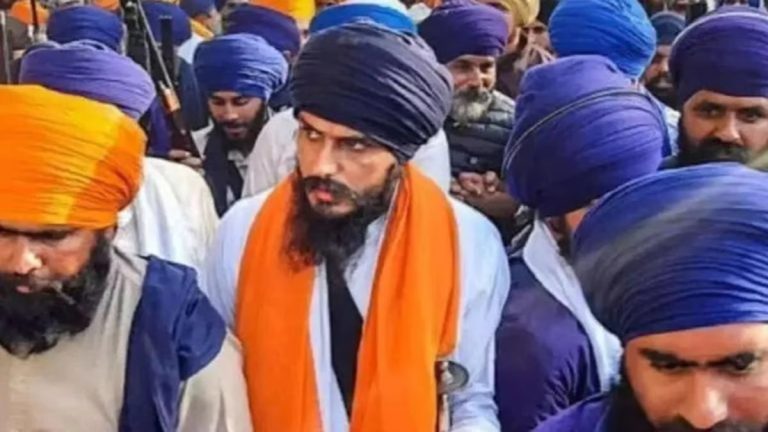 Khalistani Amritpal Singh will file candidature from jail itself, High Court gives big blow