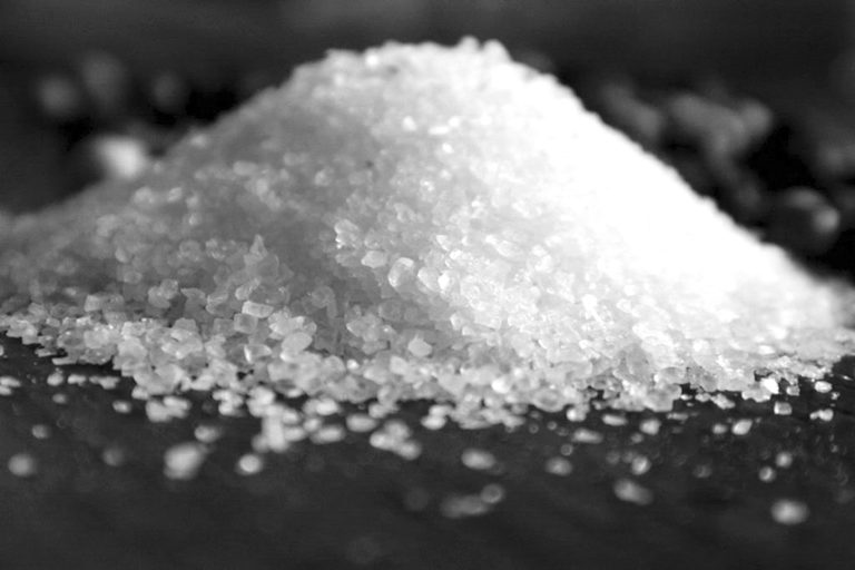 signs of high sodium diet and ways to manage it f