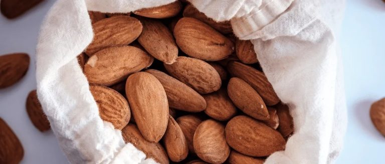 five healthy snacks made up of almonds to avoid unhealthy snacking f1